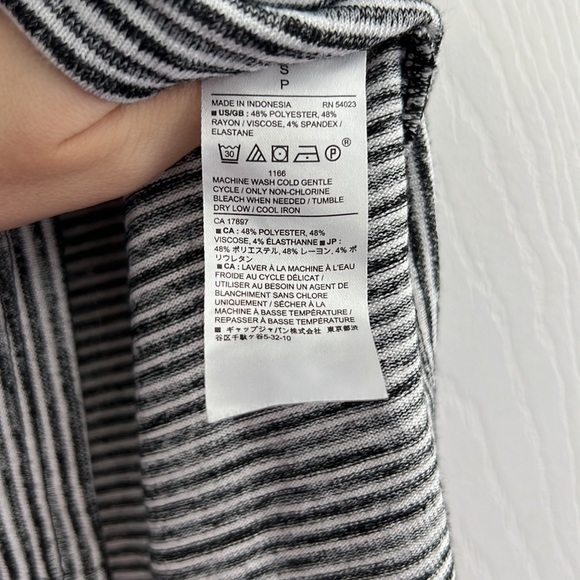 Banana Republic Turtle Neck Tank Top - Picture 5 of 6